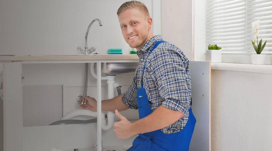 Professional water heater repair in Poteet, TX